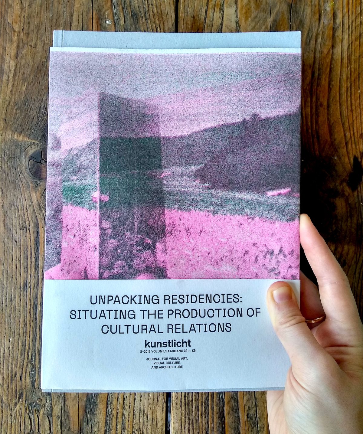 VOL. 39, NO 2, 2018, UNPACKING RESIDENCIES: SITUATING THE PRODUCTION OF CULTURAL RELATIONS